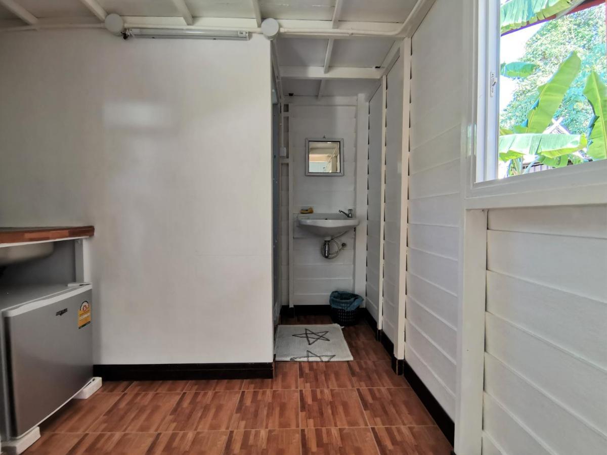 Phuhaya Bamboo Bungalows Ko Lanta Buitenkant foto