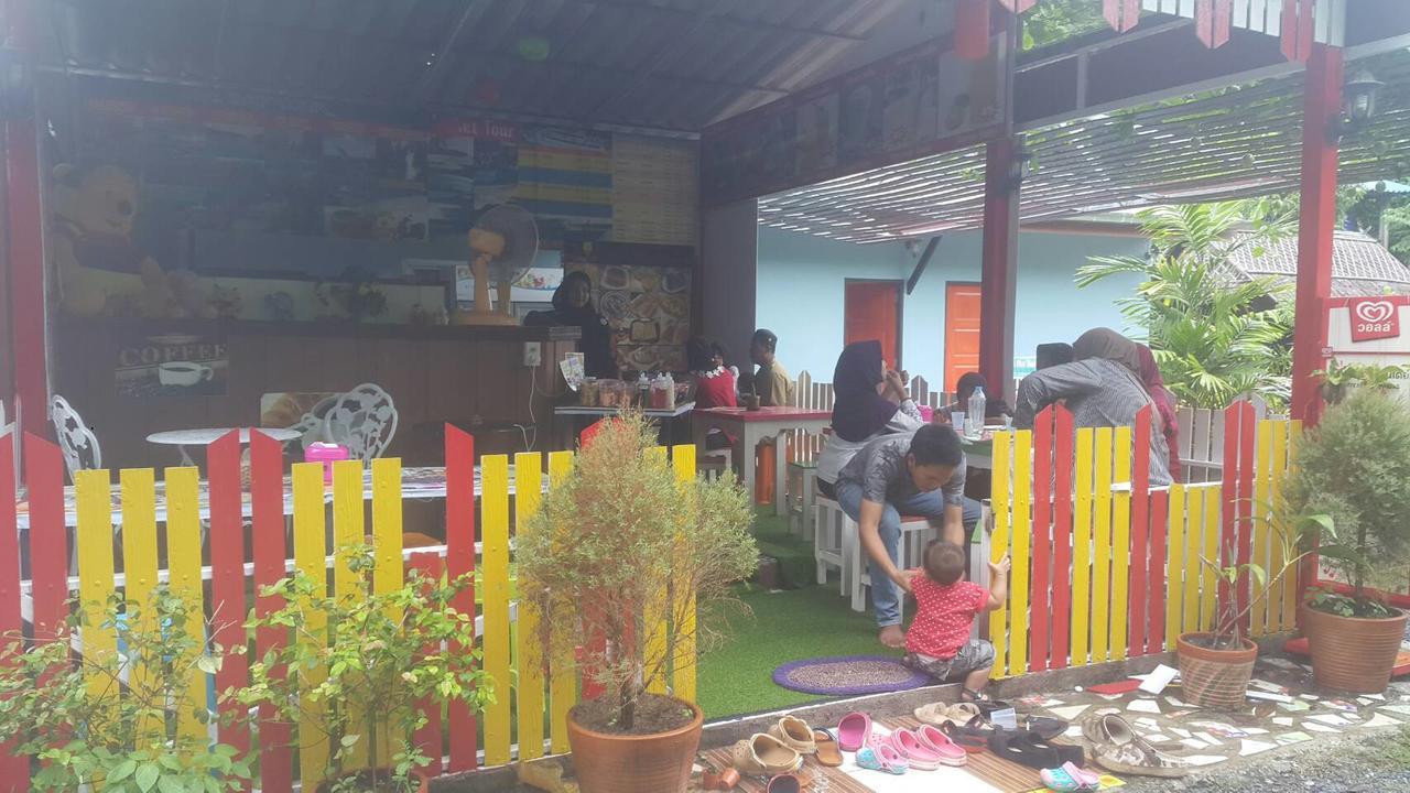 Phuhaya Bamboo Bungalows Ko Lanta Buitenkant foto